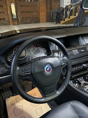 BMW 528 2014, 178,000 km - 2.0 l - Gəncə