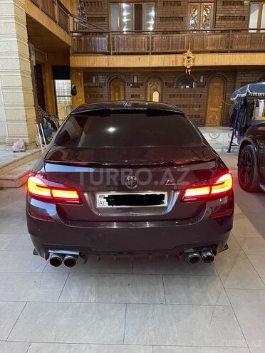 BMW 528 2014, 178,000 km - 2.0 l - Gəncə
