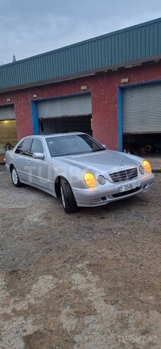 Mercedes E 240 2000, 345,000 km - 2.4 l - Lənkəran