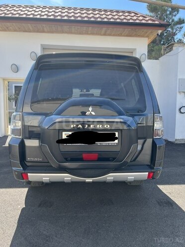 Mitsubishi Pajero 2015, 170,000 km - 3.0 л - Bakı