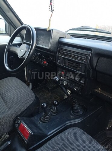 LADA (VAZ) Niva 1998, 100,000 km - 1.7 l - Yardımlı