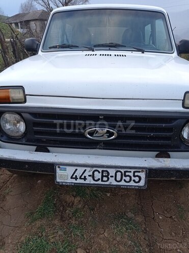 LADA (VAZ) Niva 1998, 100,000 km - 1.7 l - Yardımlı