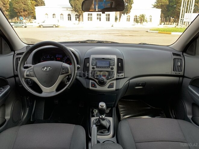 Hyundai i30 2010, 234,000 km - 2.0 l - Bakı