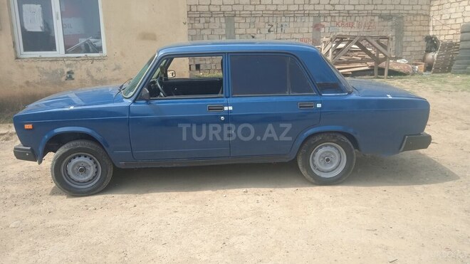LADA (VAZ) 2107 2001, 10,000 km - 1.6 л - Yardımlı