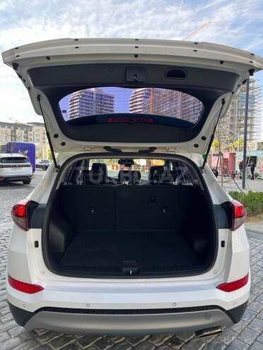 Hyundai Tucson 2016, 142,000 km - 1.7 l - Bakı