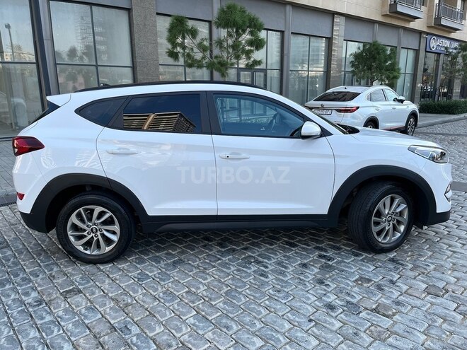 Hyundai Tucson 2016, 142,000 km - 1.7 l - Bakı