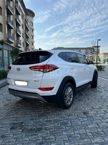Hyundai Tucson 2016, 142,000 km - 1.7 l - Bakı