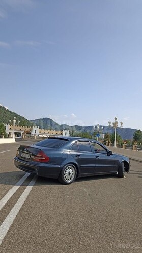 Mercedes E 220 2002, 421,365 km - 2.2 l - Qəbələ