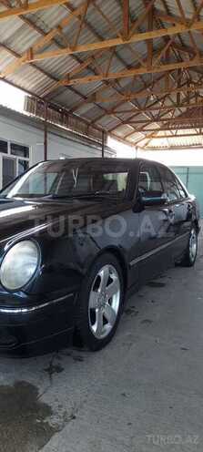 Mercedes E 200 2001, 205,001 km - 2.0 l - Siyəzən