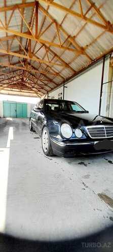 Mercedes E 200 2001, 205,001 km - 2.0 l - Siyəzən