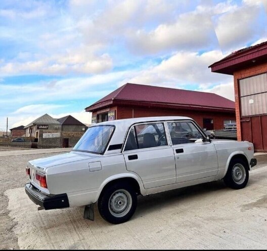 LADA (VAZ) 2107 2010, 11,100 km - 1.6 l - Qusar