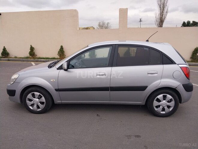 Kia Rio 2005, 460,000 km - 1.4 l - Bakı