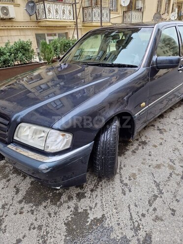 Mercedes C 240 1997, 358,200 km - 2.4 л - Bakı