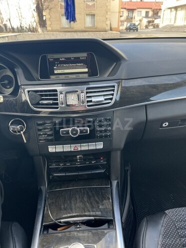 Mercedes E 220 2013, 249,000 km - 2.2 l - Bakı