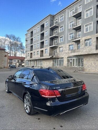 Mercedes E 220 2013, 249,000 km - 2.2 l - Bakı