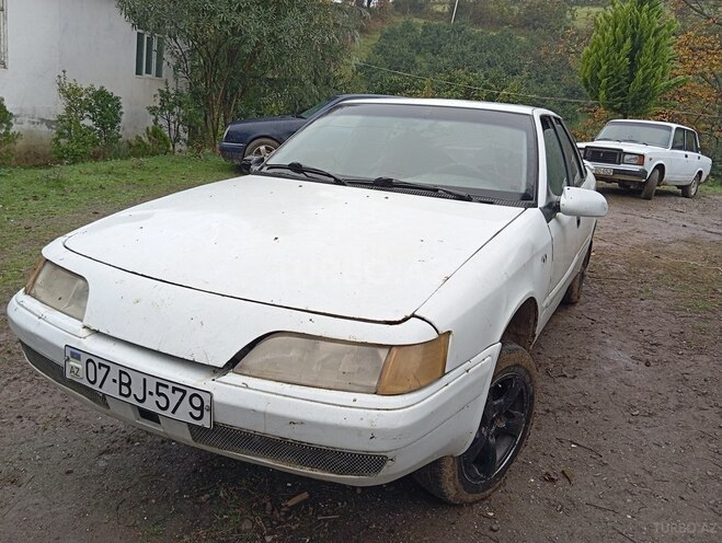 Daewoo Espero 1996, 300,000 km - 2.0 l - Astara