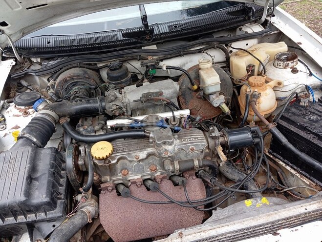 Daewoo Espero 1996, 300,000 km - 2.0 l - Astara
