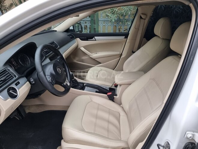 Volkswagen Passat 2012, 175,000 km - 2.5 l - Bakı