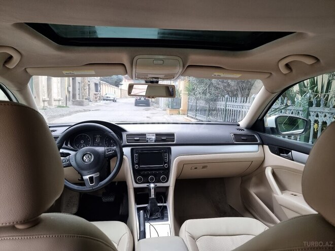 Volkswagen Passat 2012, 175,000 km - 2.5 l - Bakı