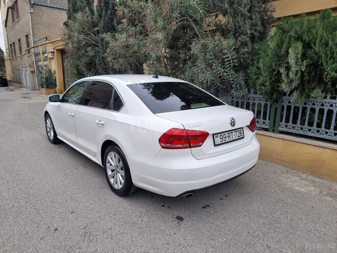 Volkswagen Passat 2012, 175,000 km - 2.5 l - Bakı