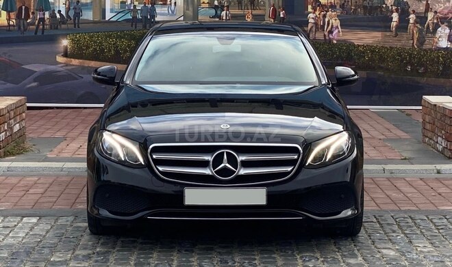 Mercedes E 220 2017, 292,000 km - 2.2 l - Bakı
