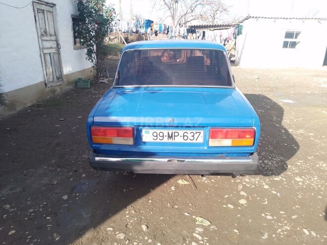 LADA (VAZ) 2107 1999, 17,600 km - 1.6 l - Quba