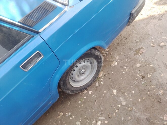 LADA (VAZ) 2107 1999, 17,600 km - 1.6 l - Quba