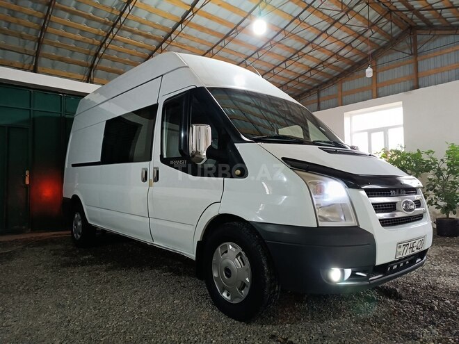 Ford Transit 2010, 186,000 km - 2.4 л - Xaçmaz