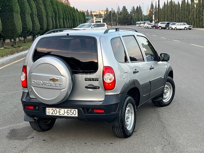 Chevrolet Niva 2011, 120,000 km - 1.7 l - Gəncə