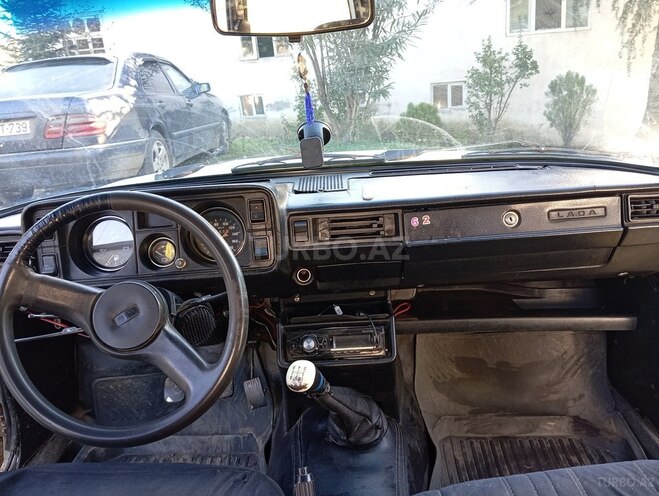 LADA (VAZ) 2105 1996, 30,000 km - 1.6 l - Astara