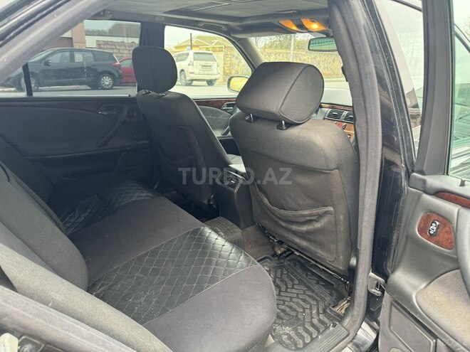 Mercedes E 200 2000, 393,900 km - 2.0 l - Bakı