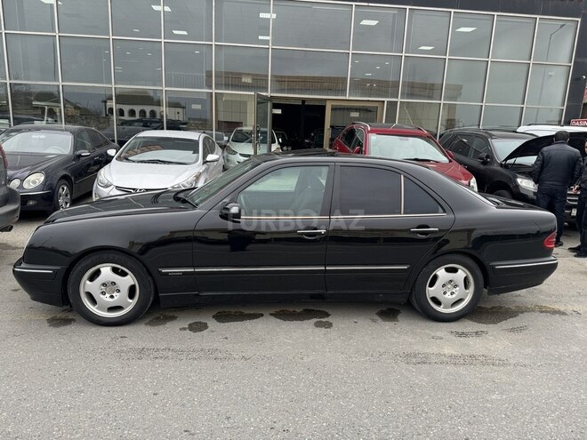 Mercedes E 200 2000, 393,900 km - 2.0 l - Bakı