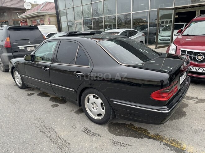 Mercedes E 200 2000, 393,900 km - 2.0 l - Bakı