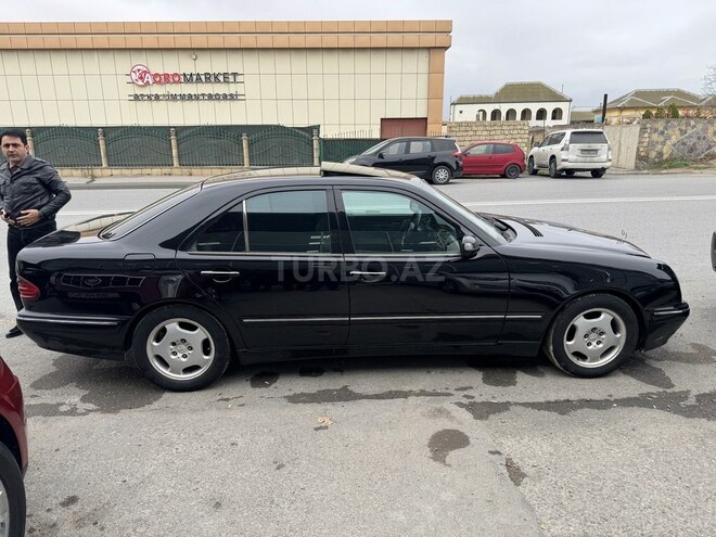 Mercedes E 200 2000, 393,900 km - 2.0 l - Bakı