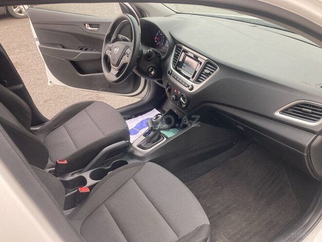 Hyundai Accent 2020, 73,350 km - 1.6 l - Bakı
