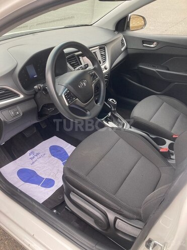 Hyundai Accent 2020, 73,350 km - 1.6 l - Bakı