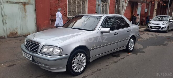 Mercedes C 200 1998, 258,000 km - 2.0 l - Gəncə