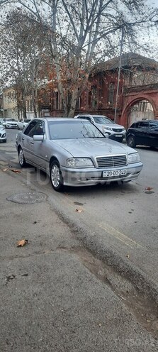 Mercedes C 200 1998, 258,000 km - 2.0 l - Gəncə