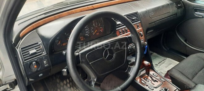 Mercedes C 200 1998, 258,000 km - 2.0 l - Gəncə