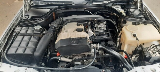 Mercedes C 200 1998, 258,000 km - 2.0 l - Gəncə
