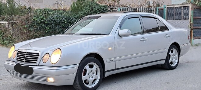 Mercedes E 240 1999, 384,000 km - 2.4 l - Sumqayıt