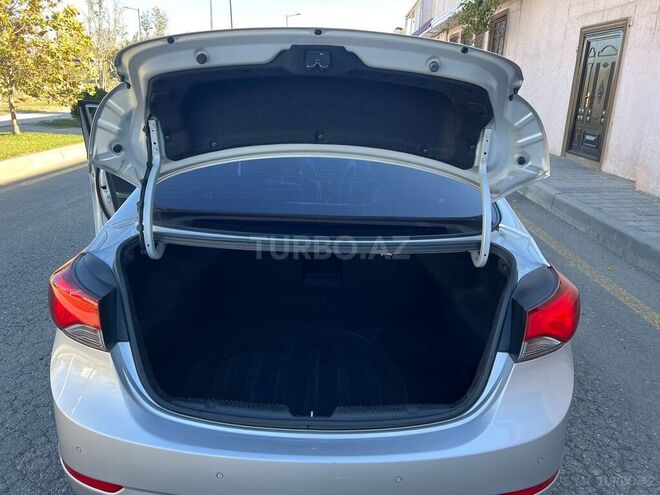 Hyundai Elantra 2014, 129,400 km - 1.6 l - Bakı
