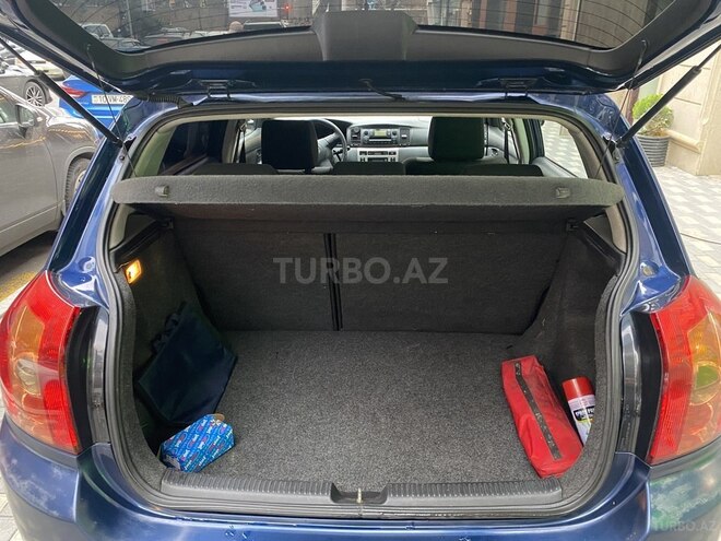 Toyota Corolla 2005, 245,400 km - 1.4 l - Bakı
