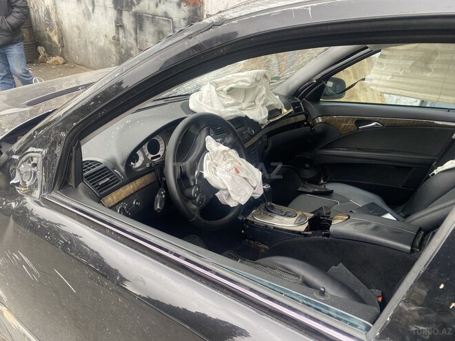 Mercedes E 220 2007, 320,000 km - 2.2 l - Bakı