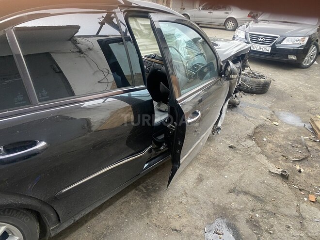 Mercedes E 220 2007, 320,000 km - 2.2 l - Bakı