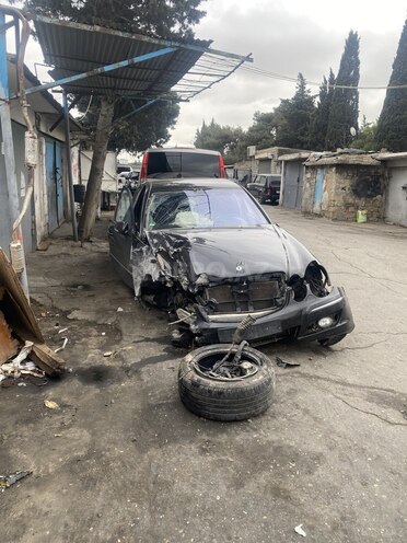 Mercedes E 220 2007, 320,000 km - 2.2 l - Bakı