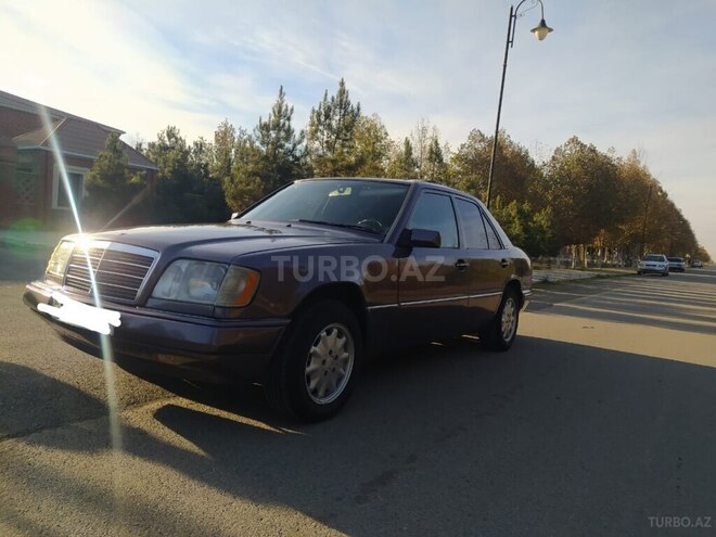 Mercedes E 200 1993, 256,355 km - 2.0 l - İmişli