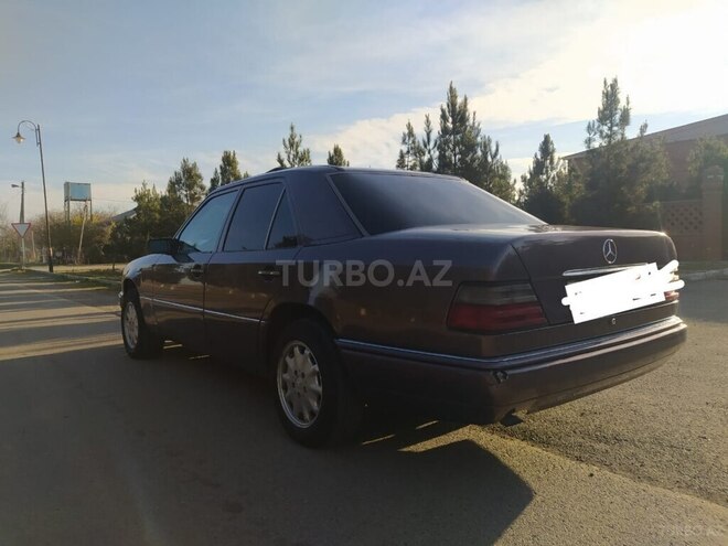 Mercedes E 200 1993, 256,355 km - 2.0 l - İmişli