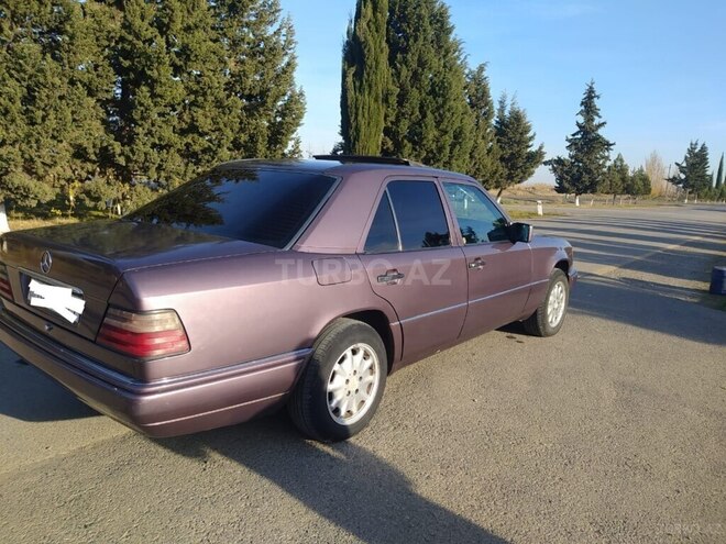 Mercedes E 200 1993, 256,355 km - 2.0 l - İmişli