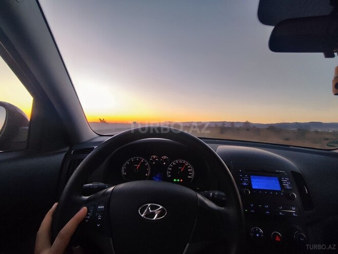Hyundai i30 2008, 130,000 km - 1.6 l - Qazax